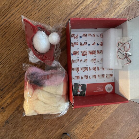 New Needle Felting Kit Ice Skating Bear Craft  Wool Needles Threads - Picture 5 of 6